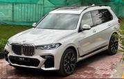BMW X7 xDrive40i 2021 Off white for sale