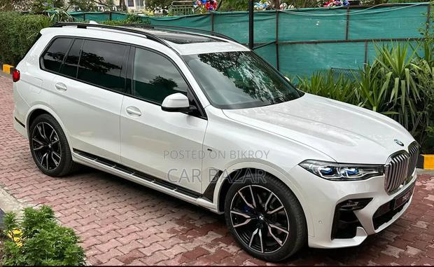 BMW X7 xDrive40i 2021 Off white