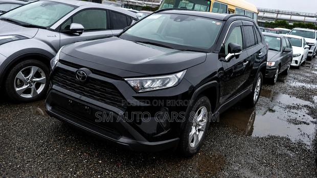 Toyota RAV4 2021 Black