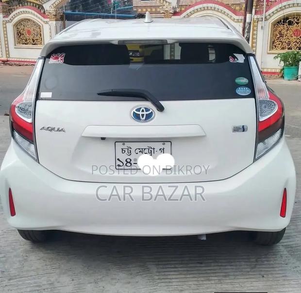 Toyota Aqua 2017 White