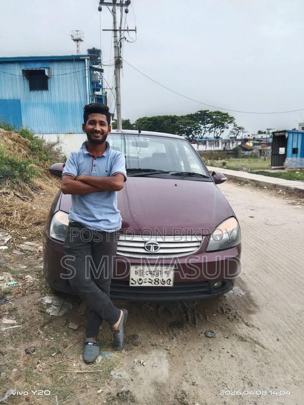 Tata Indigo 2016 Maroon