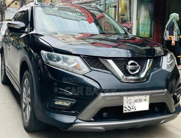 Nissan X-Trail 2.0 Hybrid FWD 2015 Black