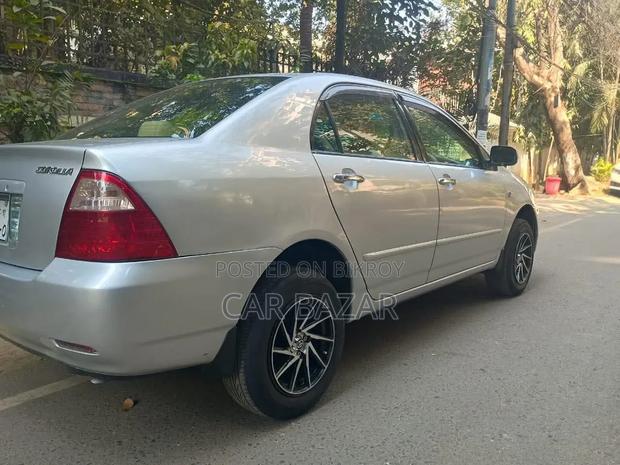 Toyota Corolla Sedan Automatic 2005 Silver