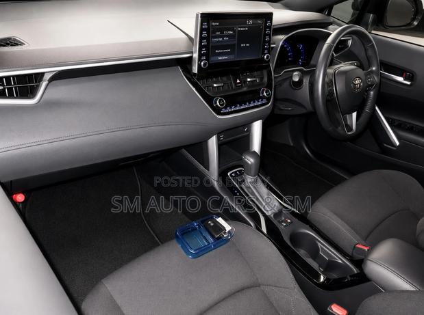 Toyota Corolla Cross 1.8 Hybrid FWD 2022 Gray