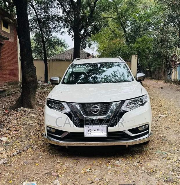 Nissan X-Trail 2.0 Hybrid FWD 2018 Pearl
