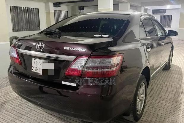 Toyota Premio 1.5 FWD 2011 Maroon