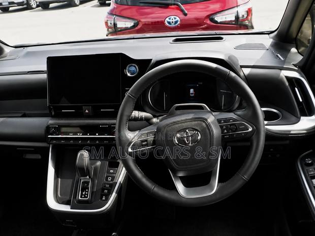 Toyota Noah 2023 Black