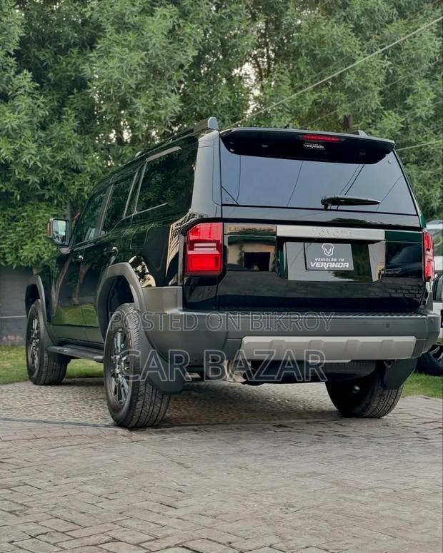 New Toyota Land Cruiser LC250 2024 Black