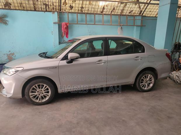 Toyota Axio 2015 Silver