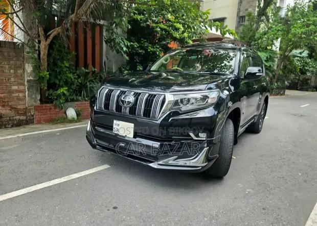 Toyota Land Cruiser Prado 2.7 2022 Black