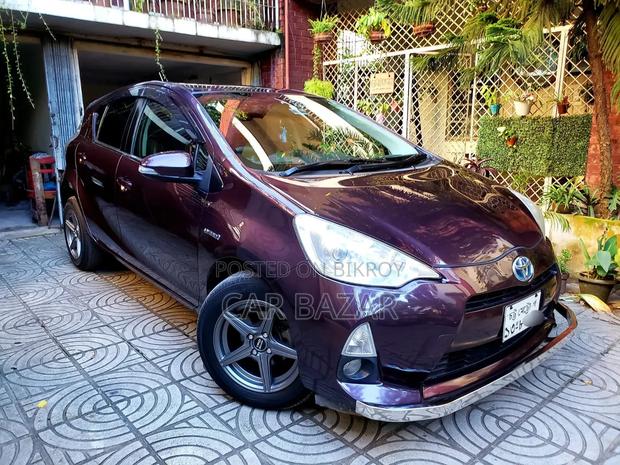 Toyota Aqua S 2014 Maroon