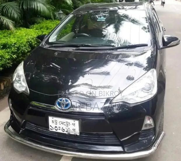 Toyota Aqua 2012 Black
