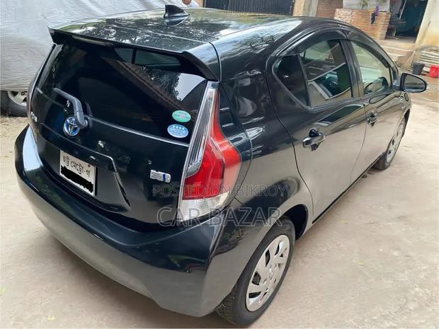 Toyota Aqua 2015 Black