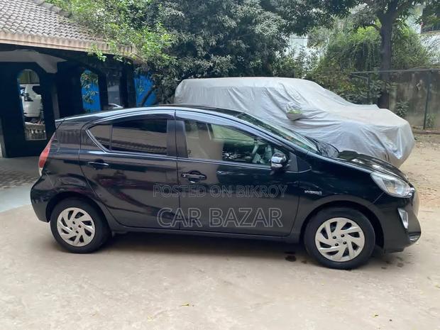 Toyota Aqua 2015 Black