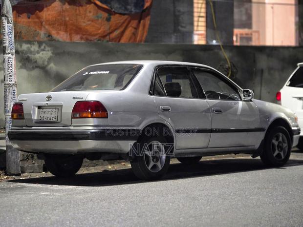 Toyota Corolla 1997 Silver