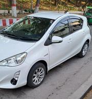 Toyota Aqua 2015 White for sale
