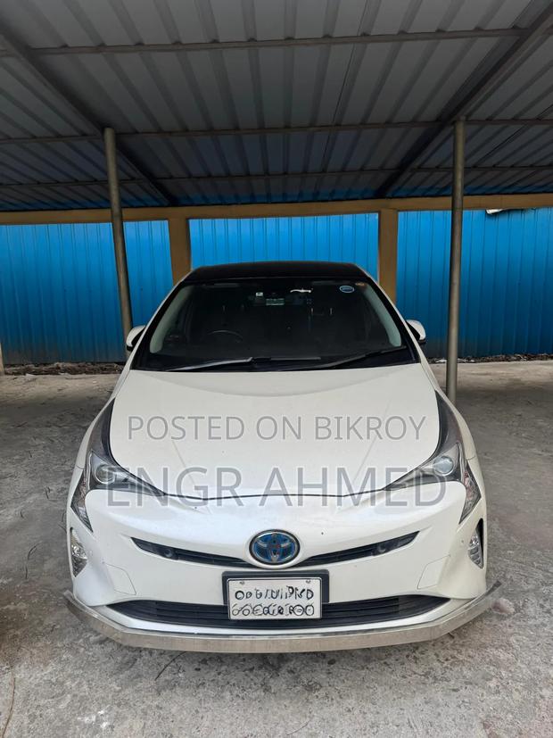 Toyota Prius 2018 Pearl
