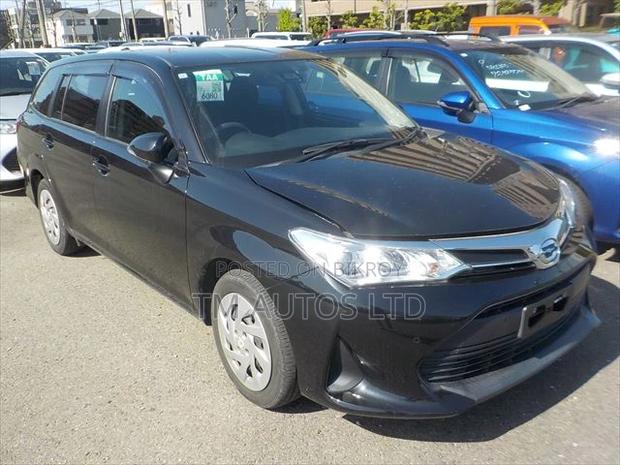 Toyota Corolla Fielder 1.5 Hybrid FWD 2021 Black