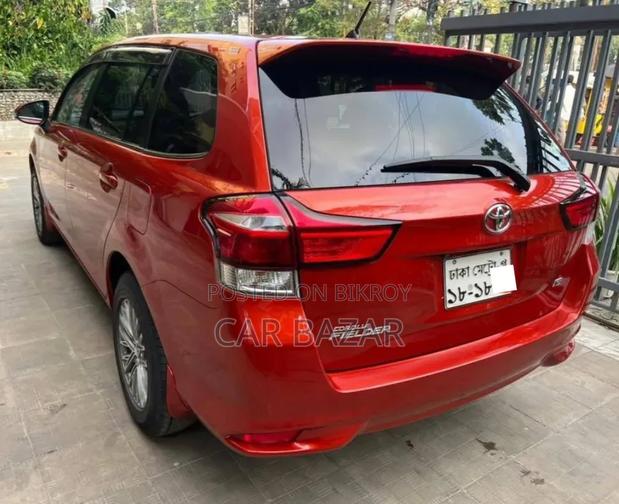 Toyota Corolla Fielder 1.5 Petrol FWD 2018 Orange