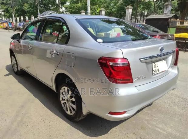 Toyota Axio 1.5 Hybrid G 2WD 2015 Silver
