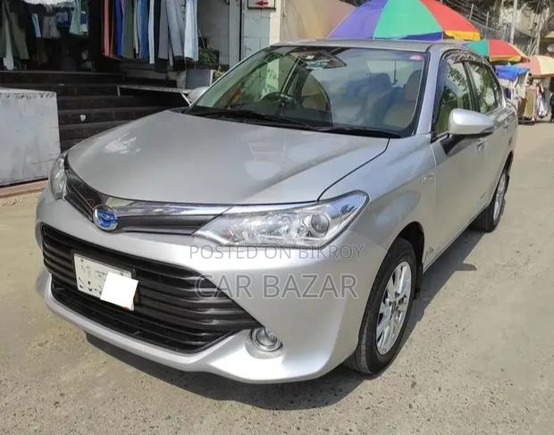 Toyota Axio 1.5 Hybrid G 2WD 2015 Silver