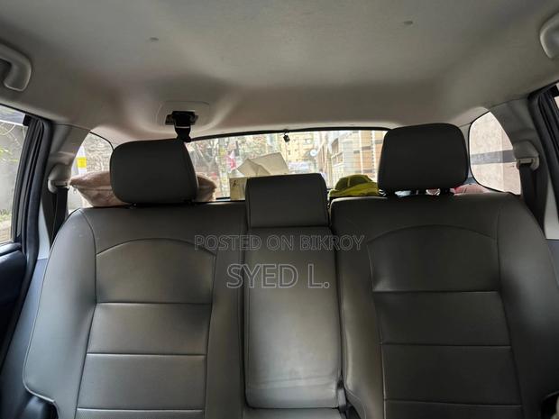 Toyota Corolla Fielder 1.5 Hybrid FWD 2019 Black
