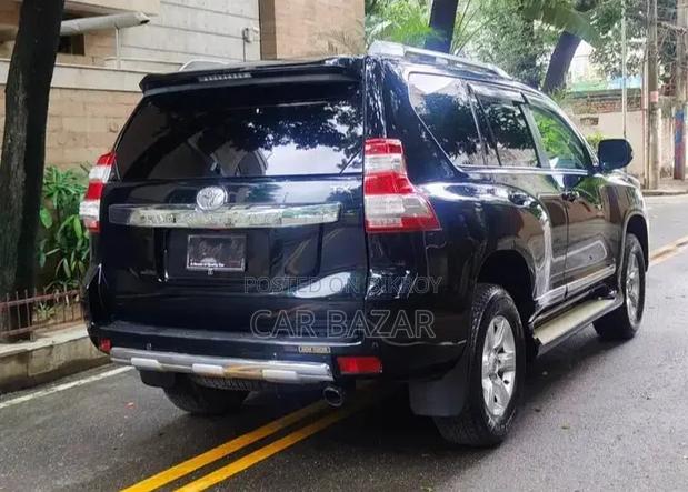 Toyota Land Cruiser Prado 2.7 I 2013 Black