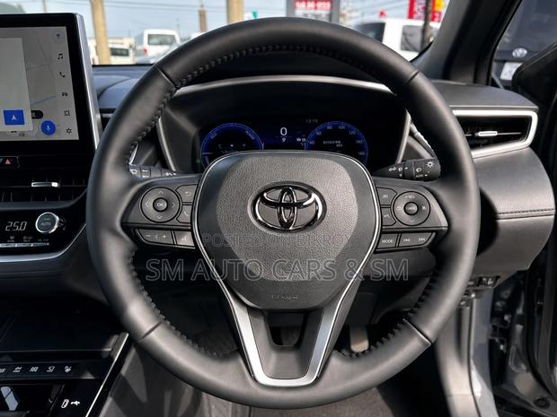 New Toyota Corolla Cross 2025 Gray