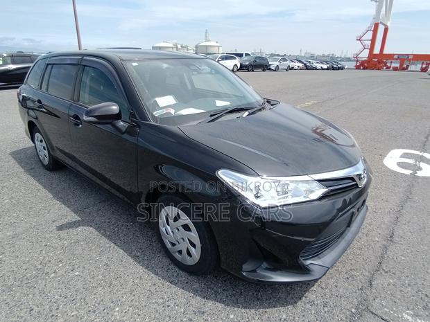 Toyota Corolla Fielder 2021 Black