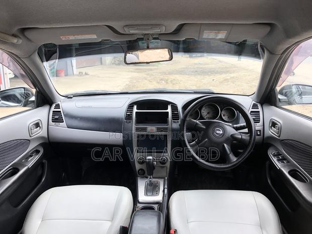 Nissan Wingroad 2004 Gray
