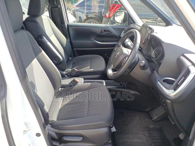 Toyota Noah 2022 Pearl