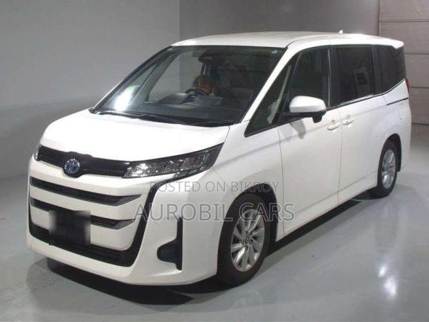 Toyota Noah 2022 Pearl