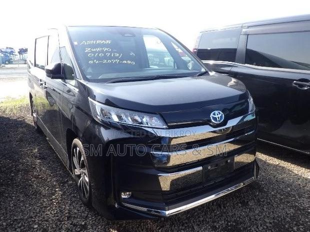 Toyota Noah 2023 Black
