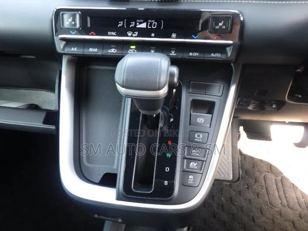Toyota Noah 2023 Black