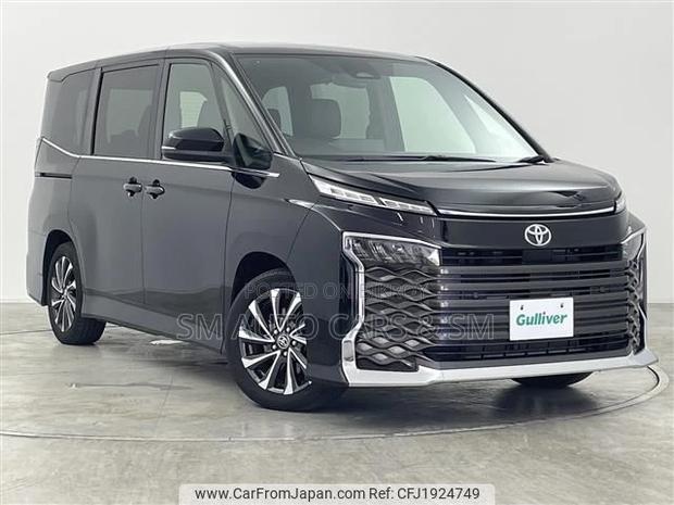 Toyota Voxy 2022 Black