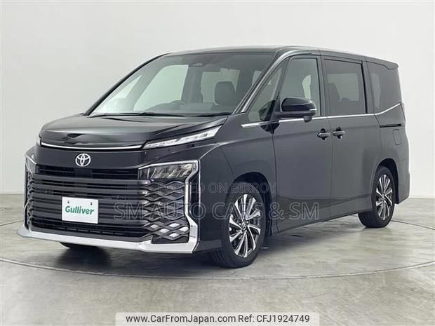Toyota Voxy 2022 Black