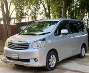 Toyota Noah 2.0 143hp AWD (8 Seater) 2012 Silver for sale
