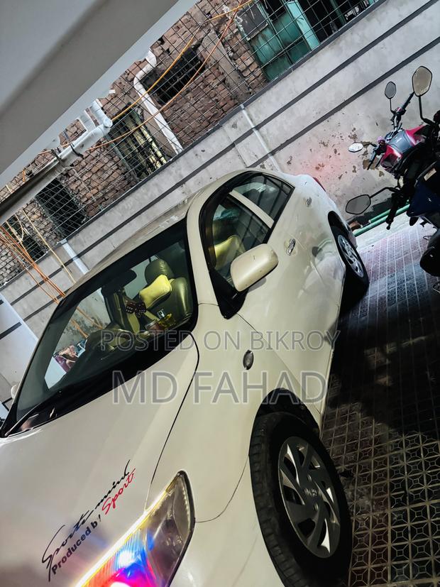 Toyota Axio 2007 Pearl