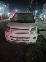 Toyota Noah 2002 White for sale