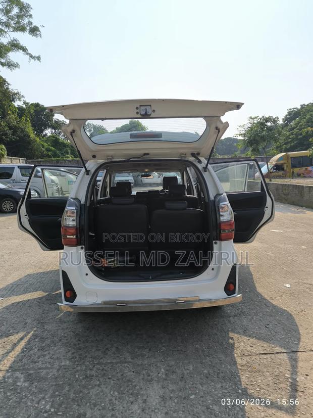 Toyota Venza 2021 White