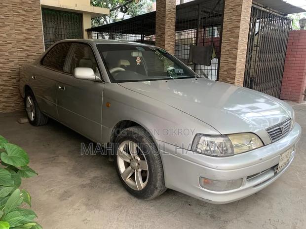 Toyota Vista 1997 Silver