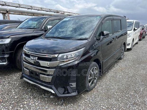 Toyota Noah 2020 Black