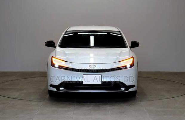 Toyota Prius LE AWD-e 2023 Pearl