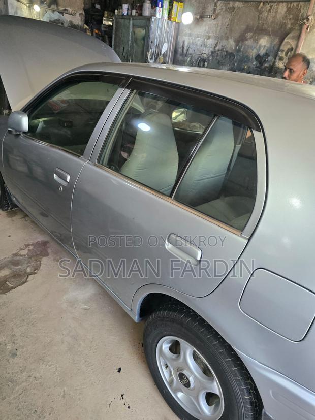 Toyota Starlet 1997 Silver