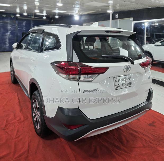 Toyota Rush 2022 Pearl