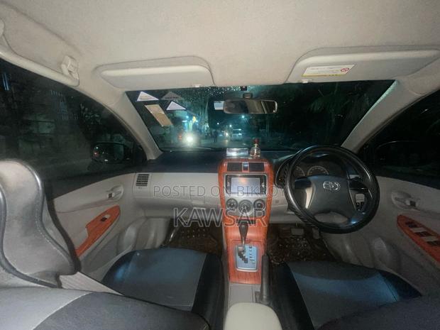 Toyota Axio 2010 Silver