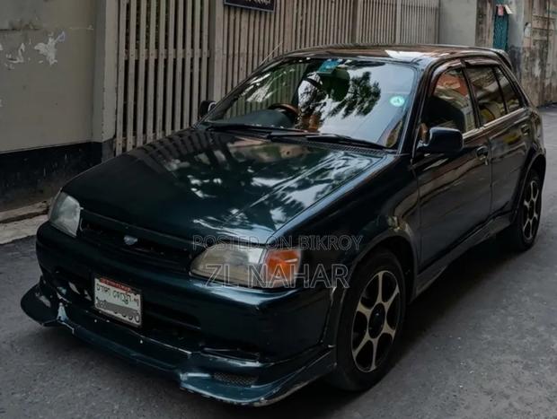 Toyota Starlet Glanza 1995 Black
