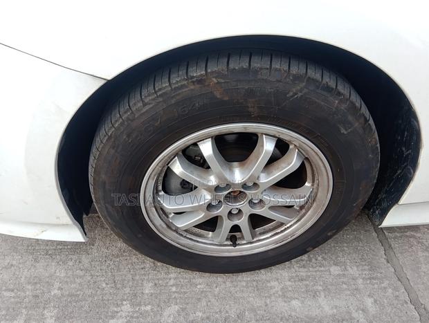 Toyota Prius Limited 2021 White