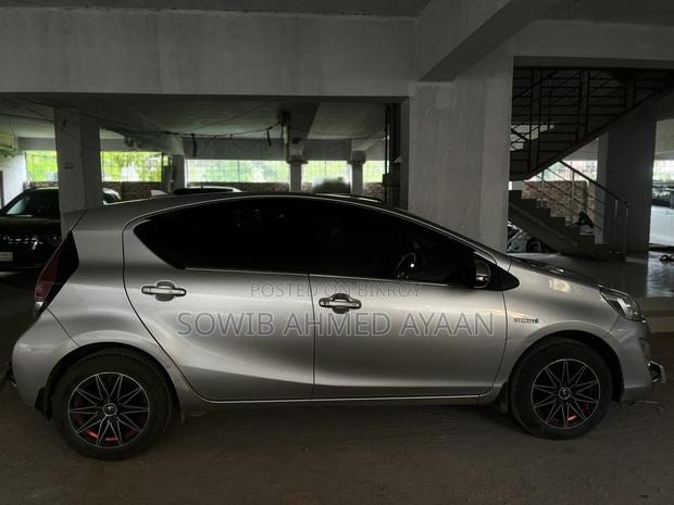 Toyota Aqua 2015 Silver