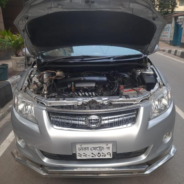 Toyota Corolla Base 4dr Sedan (1.8L 4cyl 5M) 2010 Silver